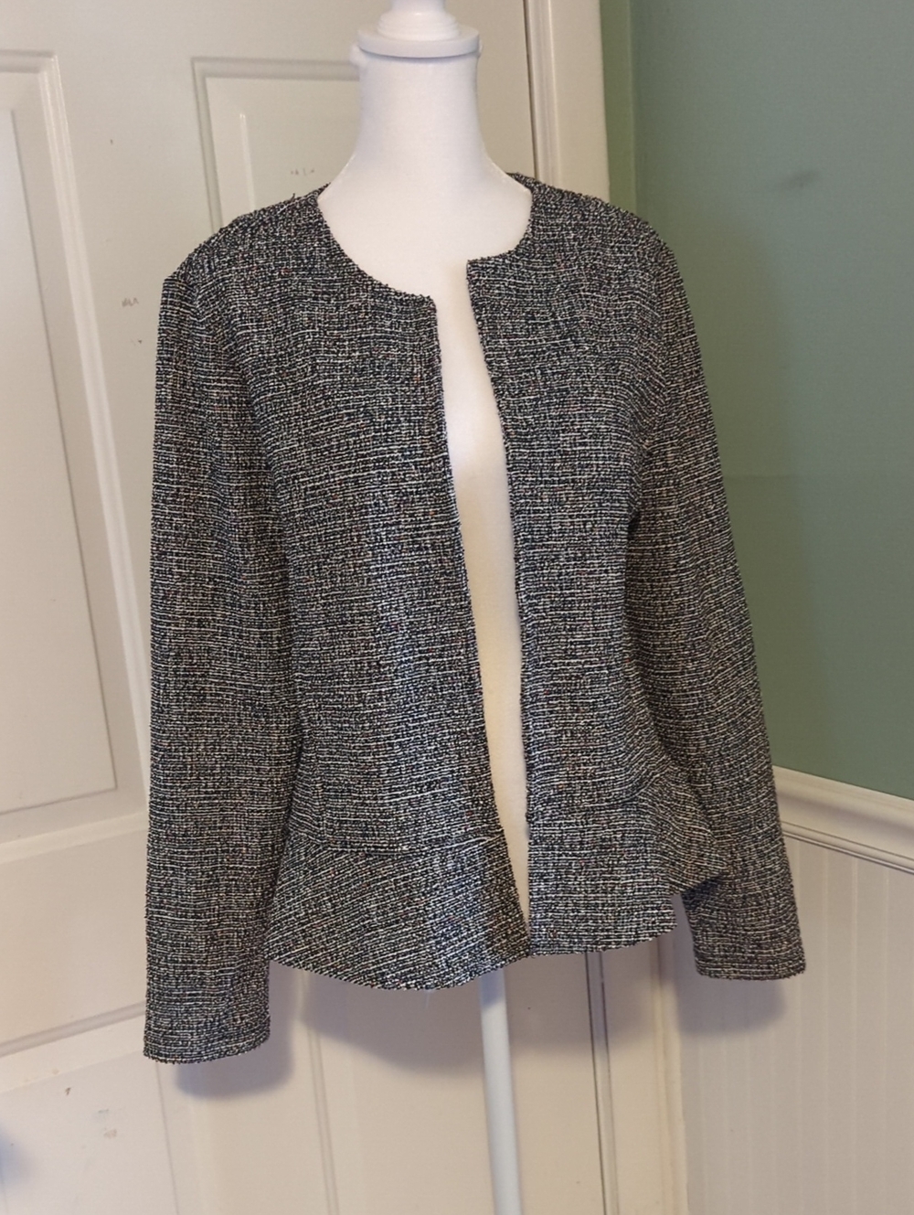 LOFT Black & White Tweed Open-Front Peplum Jacket Large Flecks Of Color